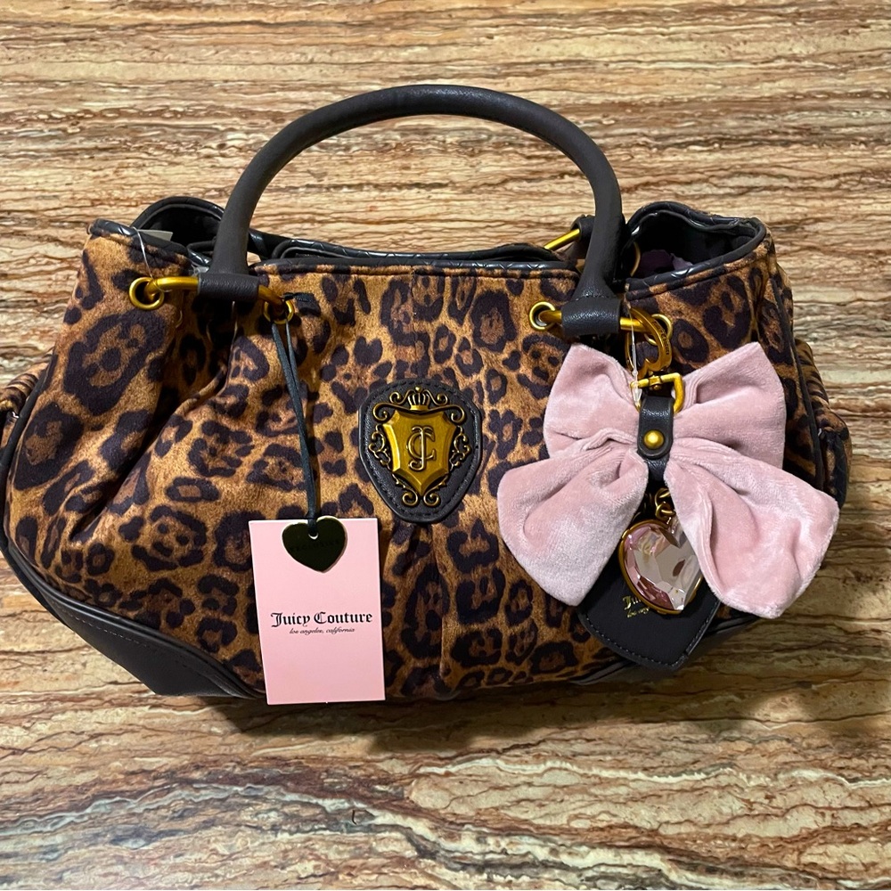 Juicy Couture - Picture 10 of 11